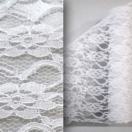 Chemins de table en dentelle