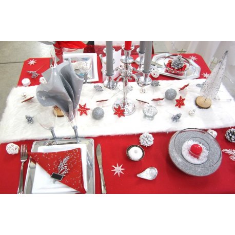 tABLE ROUE ET FOURRURE